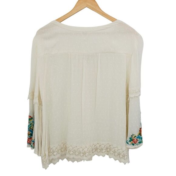 Chico’s cream Lace Swiss-Dot Top size large bohemian top with embroidered detail - Picture 4 of 8